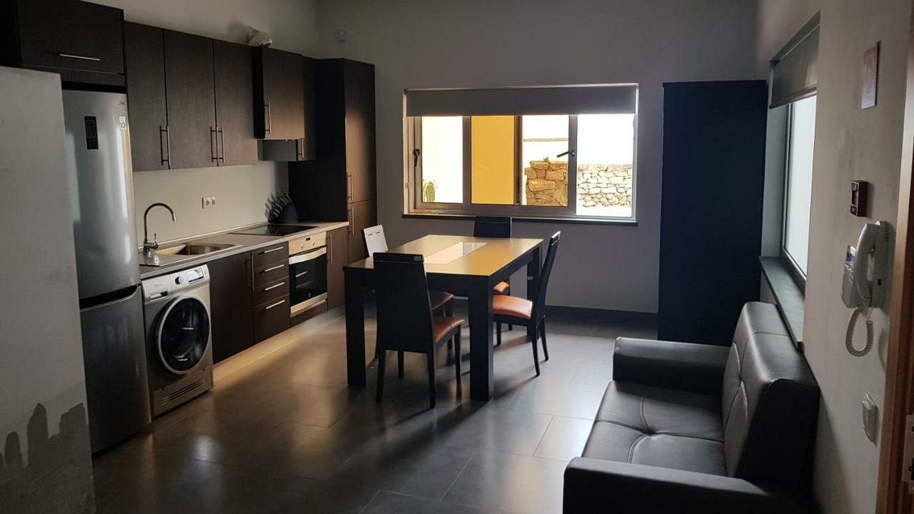 Black House Praia da Vitória Εξωτερικό φωτογραφία